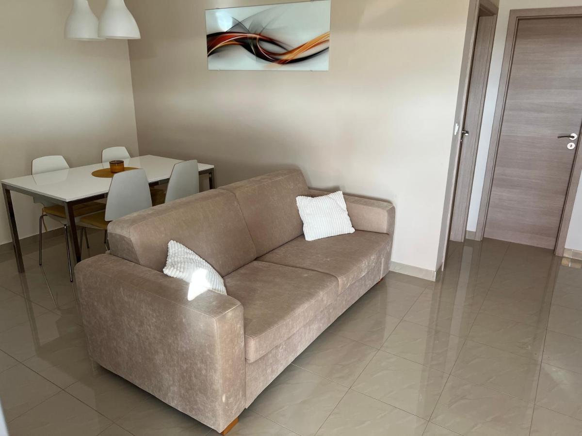 Apartmani Nina I Niko Ugljan Room photo